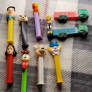 ASSORTED 10 Pez Set Wonder Woman, Trucks